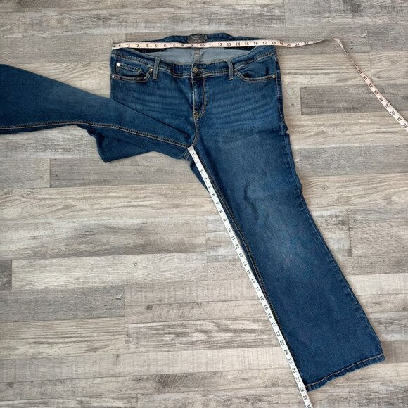 Torrid Luxe Slim Bootcut Dark Wash Jeans D50 - Picture 3 of 6